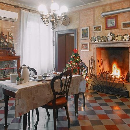 B&B Da Miriam Кастельнуово-дель-Гарда Екстер'єр фото
